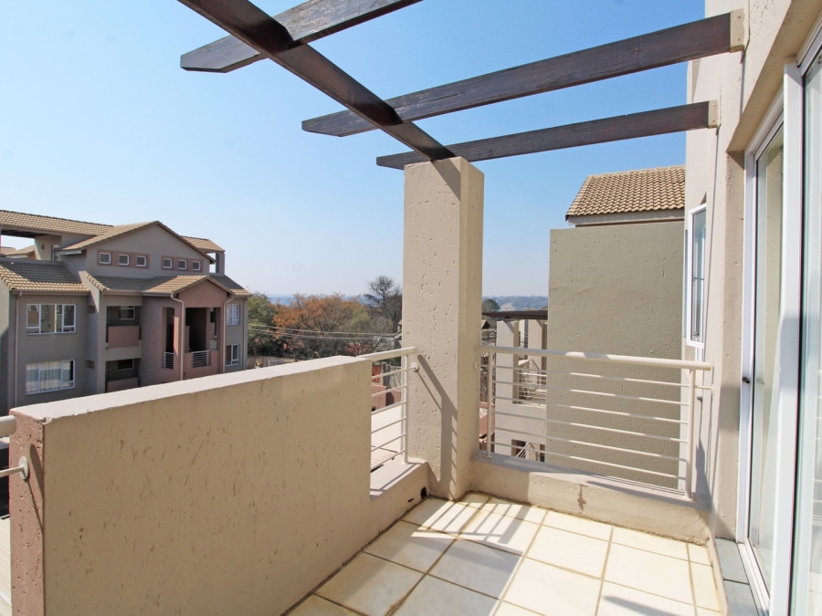 1 Bedroom Property for Sale in Bryanston Gauteng
