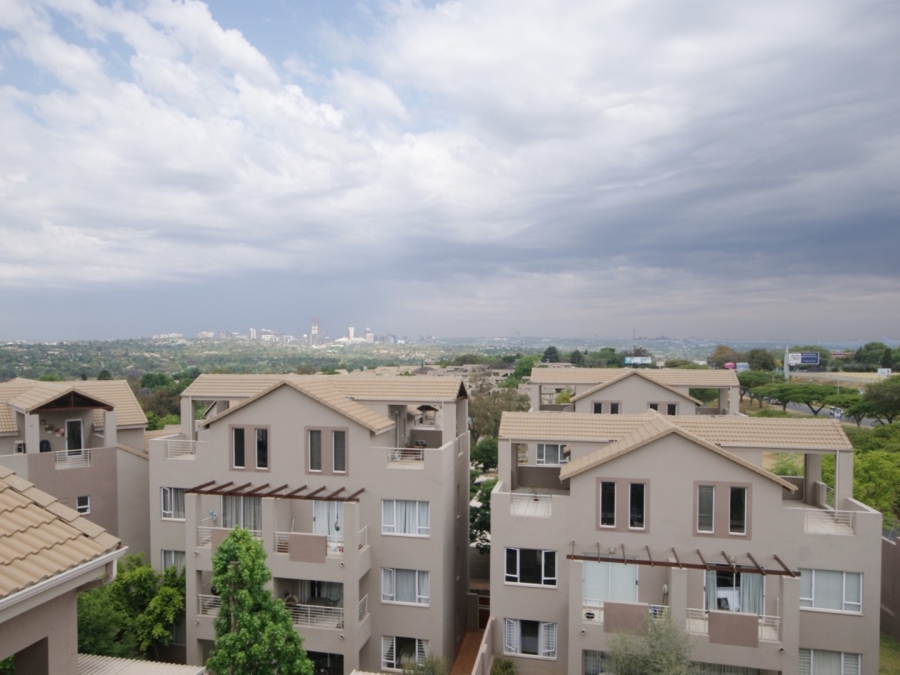 1 Bedroom Property for Sale in Bryanston Gauteng