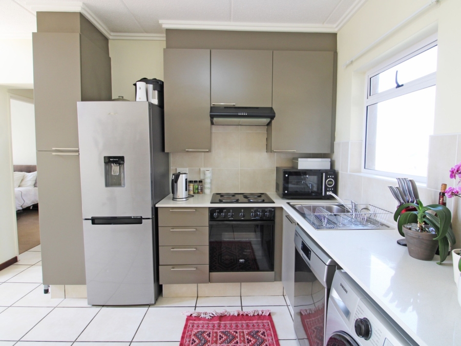 1 Bedroom Property for Sale in Bryanston Gauteng