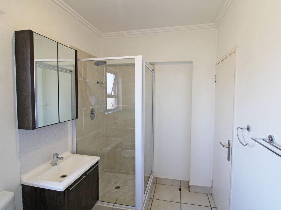 1 Bedroom Property for Sale in Bryanston Gauteng