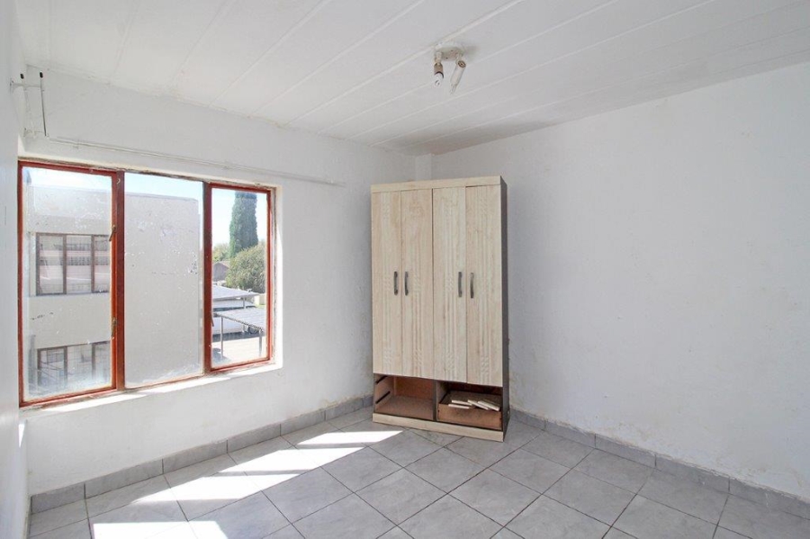 To Let 1 Bedroom Property for Rent in Kew Gauteng