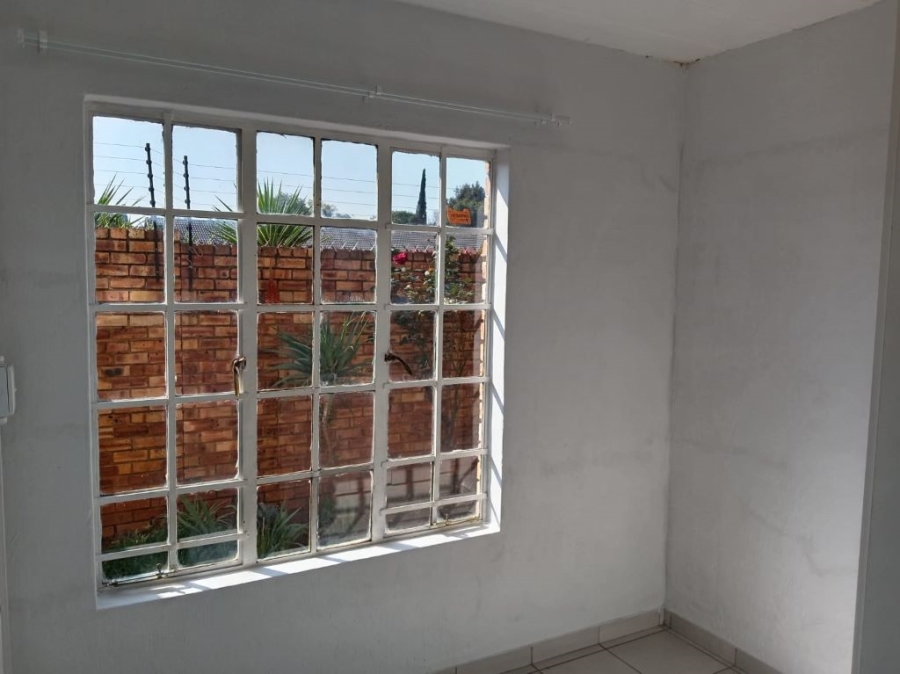 3 Bedroom Property for Sale in Brackenhurst Gauteng