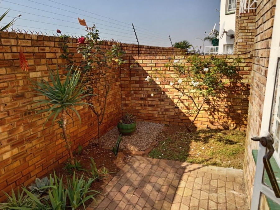 3 Bedroom Property for Sale in Brackenhurst Gauteng