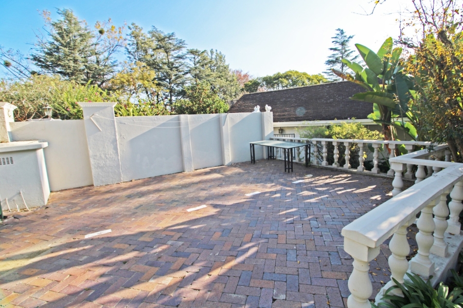To Let 1 Bedroom Property for Rent in Bryanston Gauteng