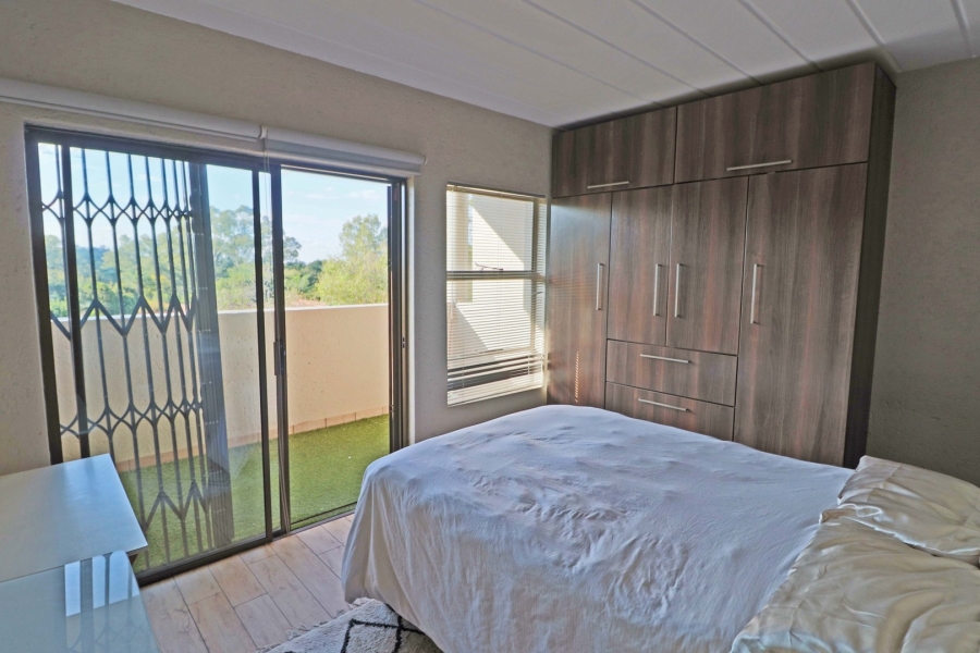 1 Bedroom Property for Sale in Rivonia Gauteng