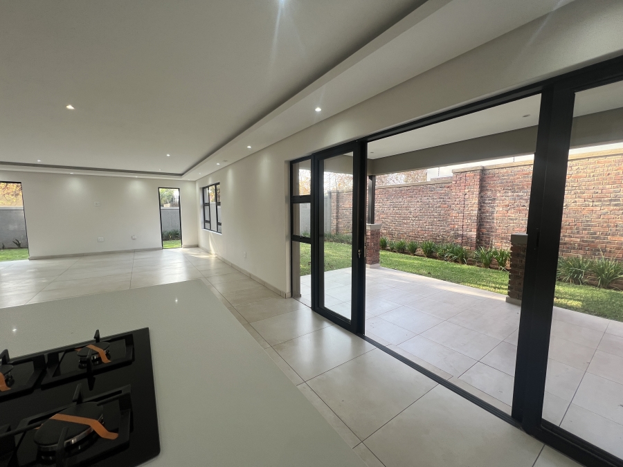 3 Bedroom Property for Sale in Oriel Gauteng