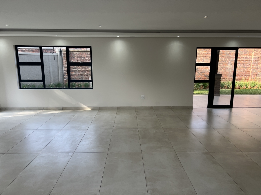 3 Bedroom Property for Sale in Oriel Gauteng