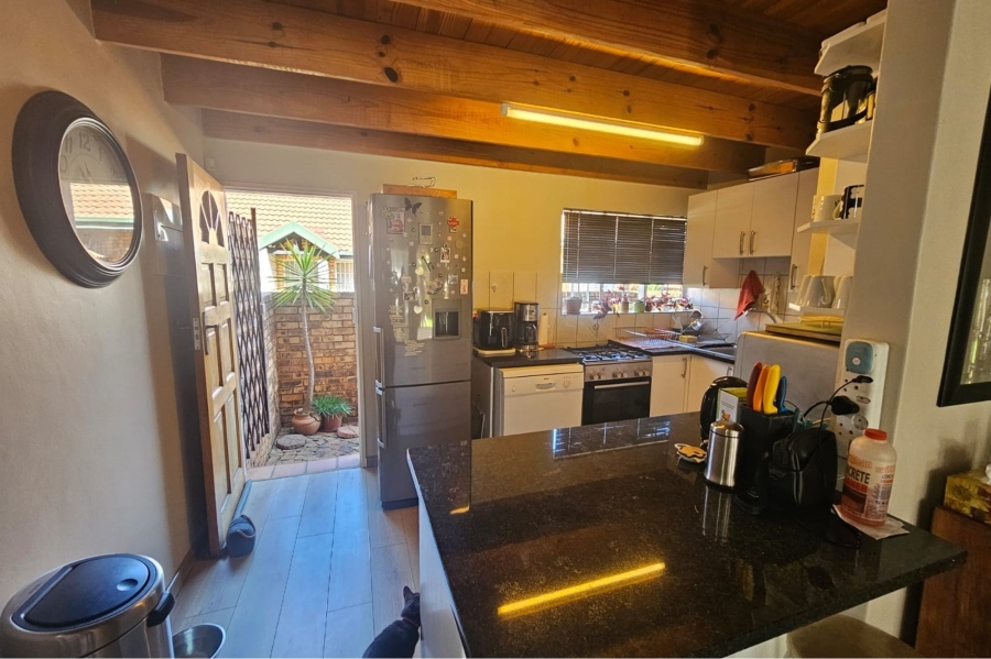 3 Bedroom Property for Sale in Clubview Gauteng