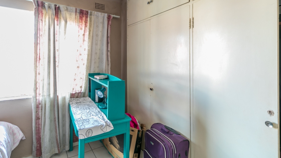2 Bedroom Property for Sale in Fontainebleau Gauteng