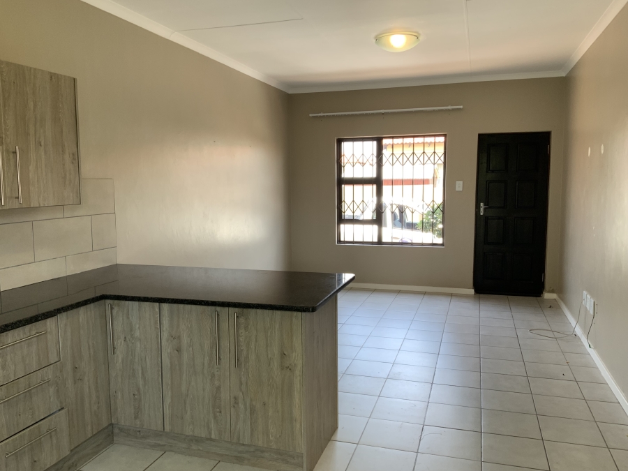 3 Bedroom Property for Sale in Sonneveld Gauteng