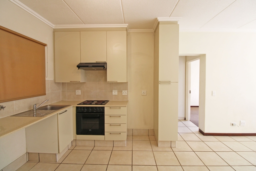 To Let 1 Bedroom Property for Rent in Bryanston Gauteng