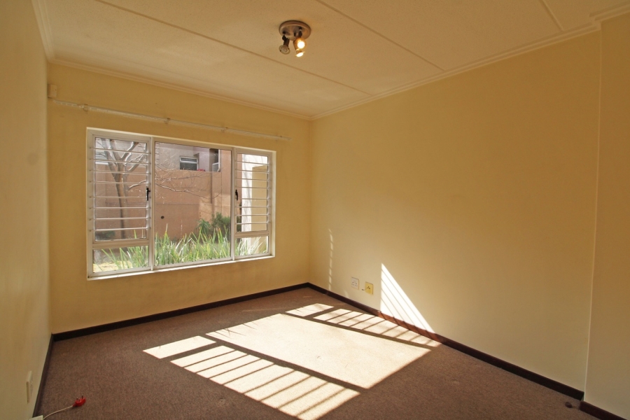 To Let 1 Bedroom Property for Rent in Bryanston Gauteng