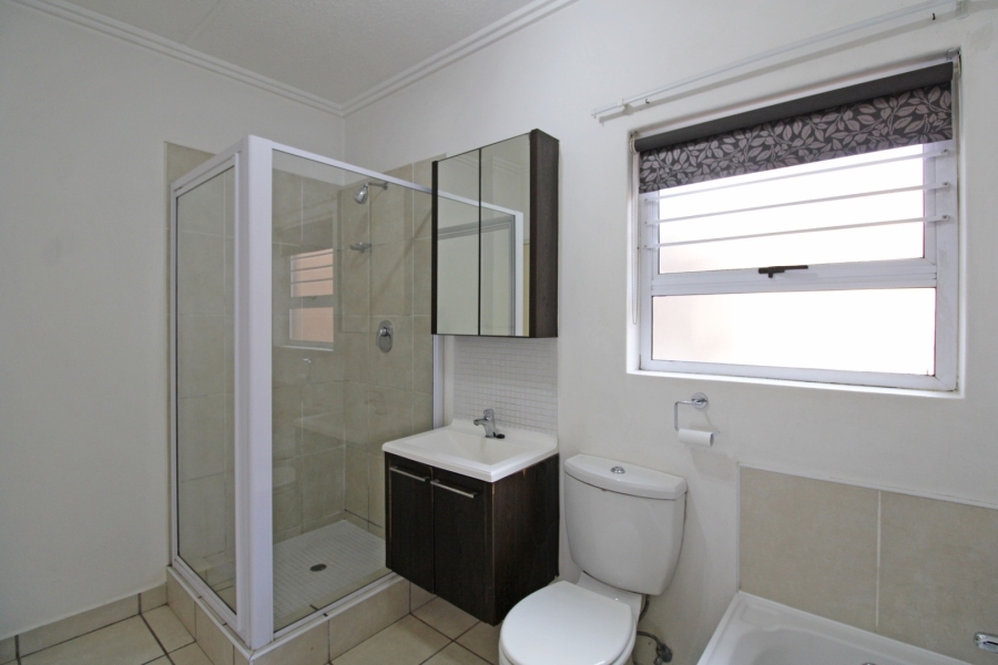 To Let 1 Bedroom Property for Rent in Bryanston Gauteng