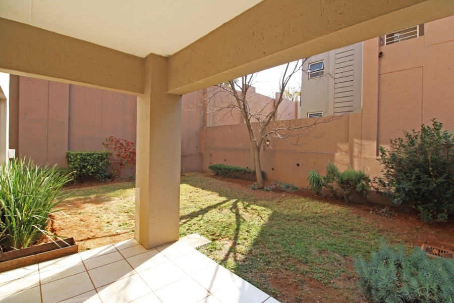 To Let 1 Bedroom Property for Rent in Bryanston Gauteng