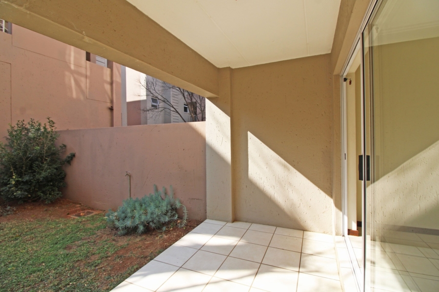 To Let 1 Bedroom Property for Rent in Bryanston Gauteng