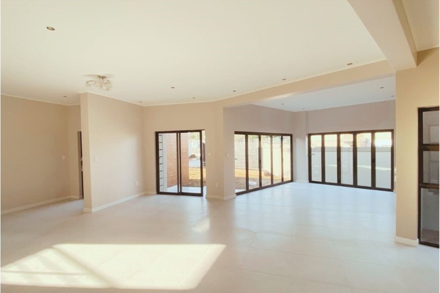 3 Bedroom Property for Sale in Bryanston East Gauteng