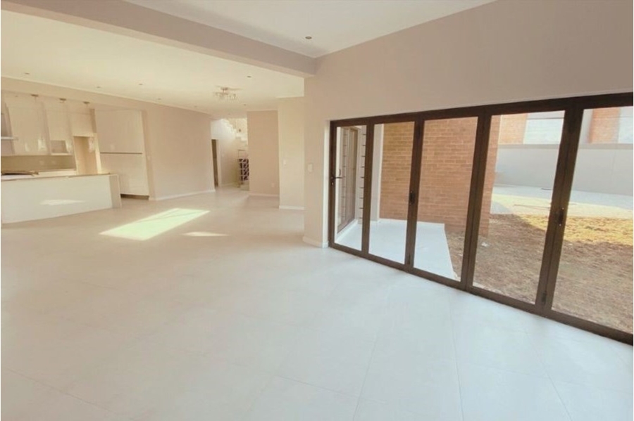 3 Bedroom Property for Sale in Bryanston East Gauteng