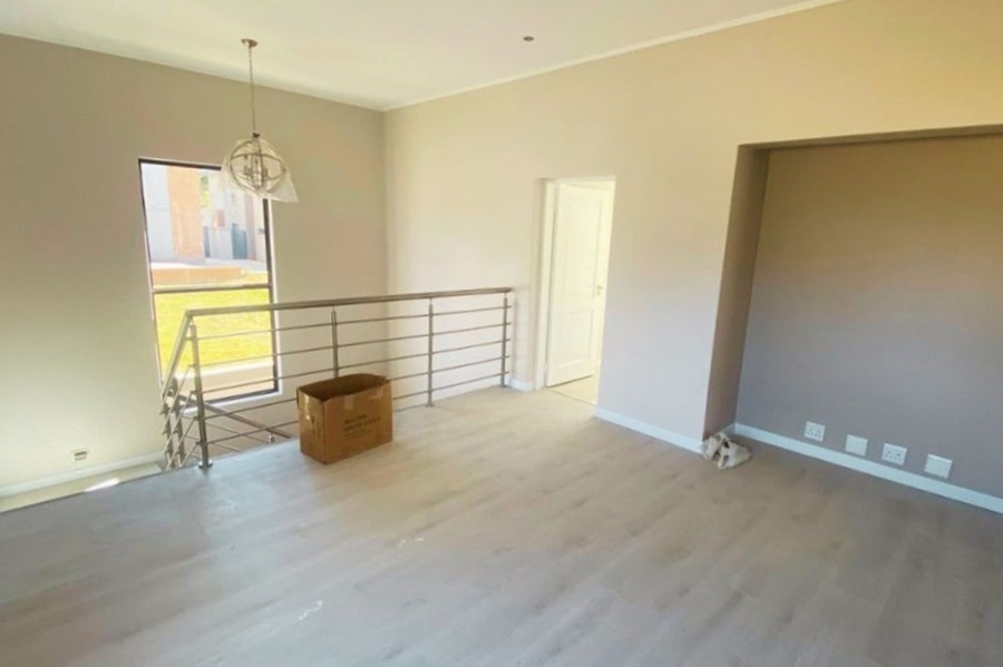 3 Bedroom Property for Sale in Bryanston East Gauteng