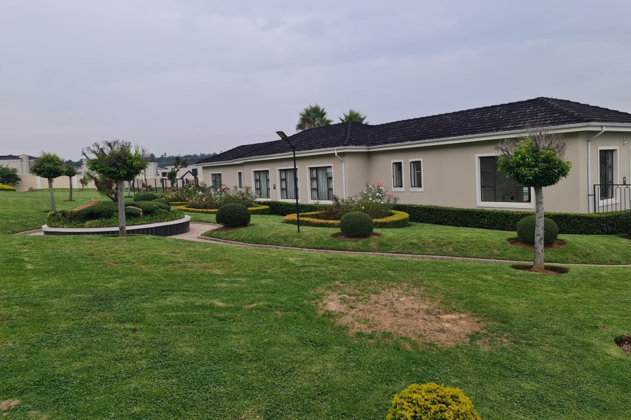 To Let 2 Bedroom Property for Rent in Fourways Gauteng