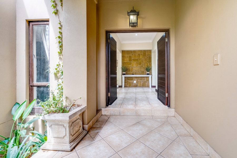 3 Bedroom Property for Sale in Beverley Gauteng