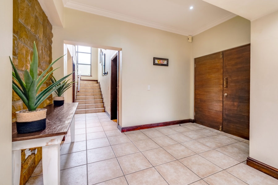 3 Bedroom Property for Sale in Beverley Gauteng