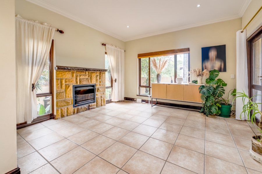 3 Bedroom Property for Sale in Beverley Gauteng