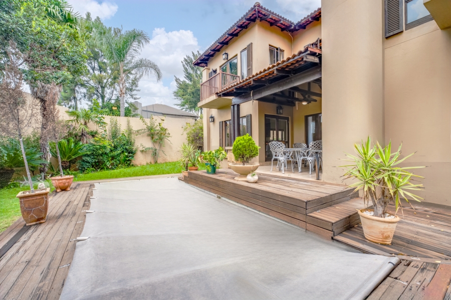 3 Bedroom Property for Sale in Beverley Gauteng