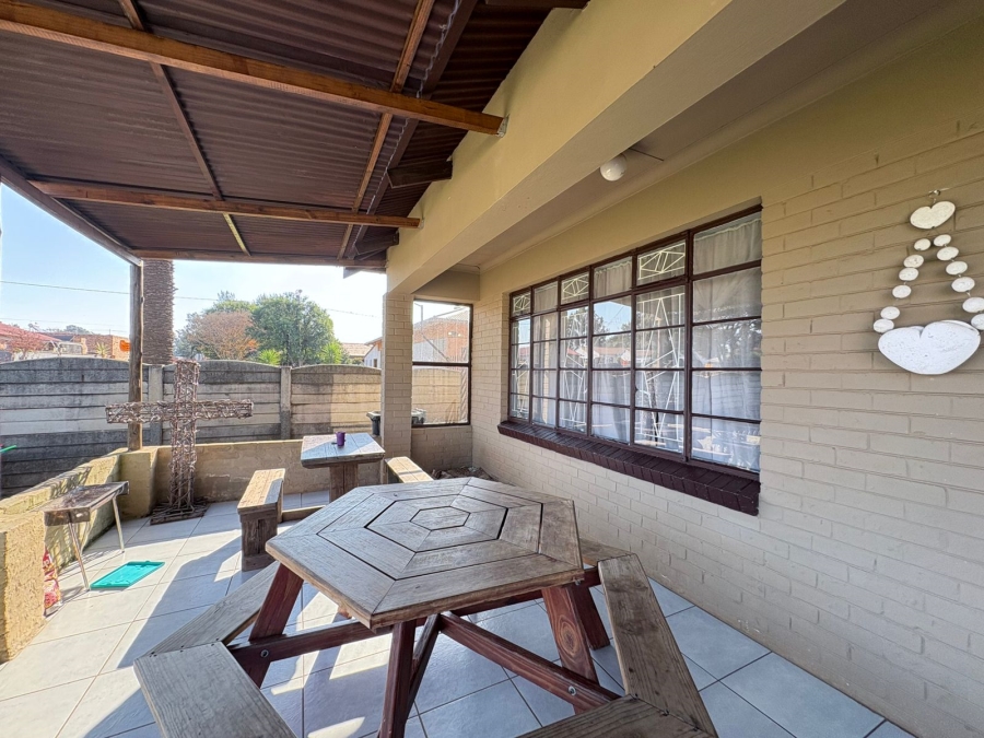 3 Bedroom Property for Sale in Geduld Ext 1 Gauteng