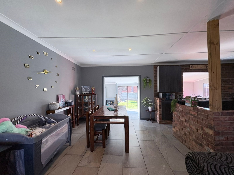 3 Bedroom Property for Sale in Geduld Ext 1 Gauteng