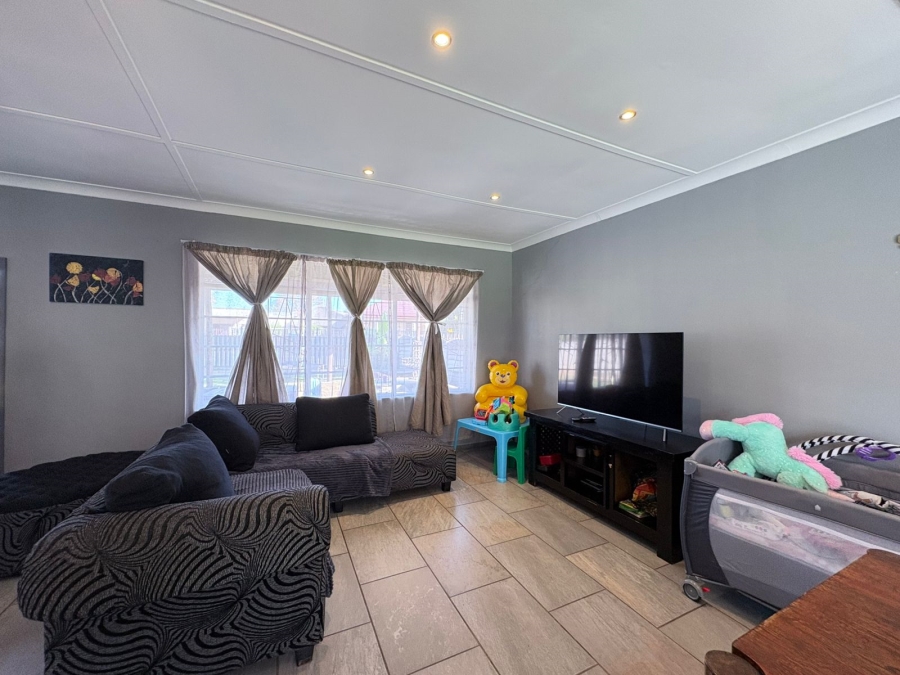3 Bedroom Property for Sale in Geduld Ext 1 Gauteng