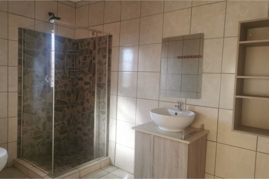 To Let 4 Bedroom Property for Rent in Dersley Gauteng