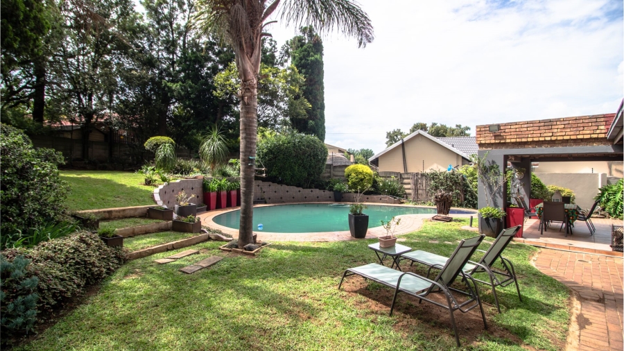 4 Bedroom Property for Sale in Marais Steyn Park Gauteng