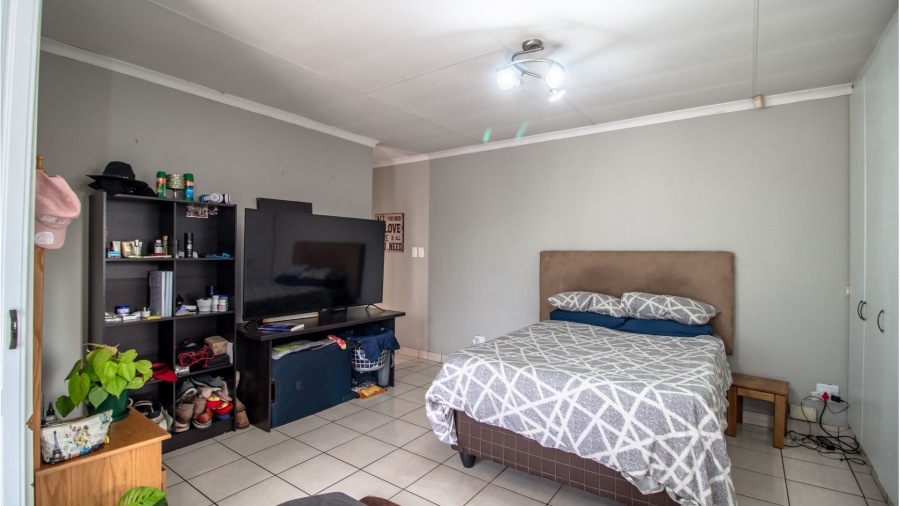 4 Bedroom Property for Sale in Marais Steyn Park Gauteng