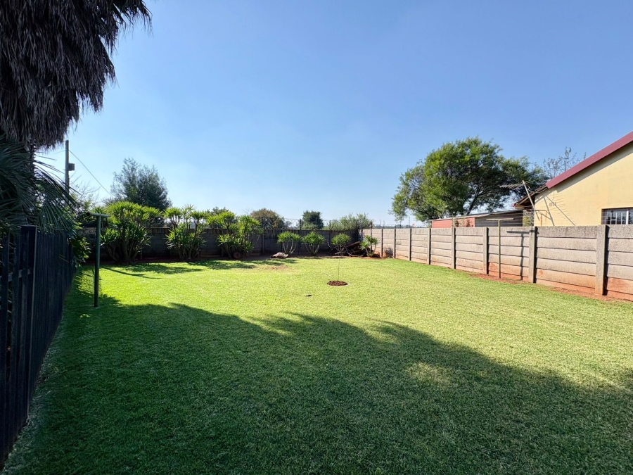 3 Bedroom Property for Sale in Krugersrus Gauteng