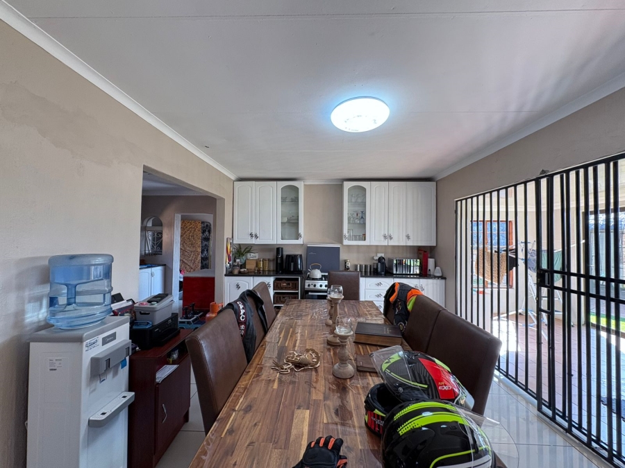 3 Bedroom Property for Sale in Krugersrus Gauteng