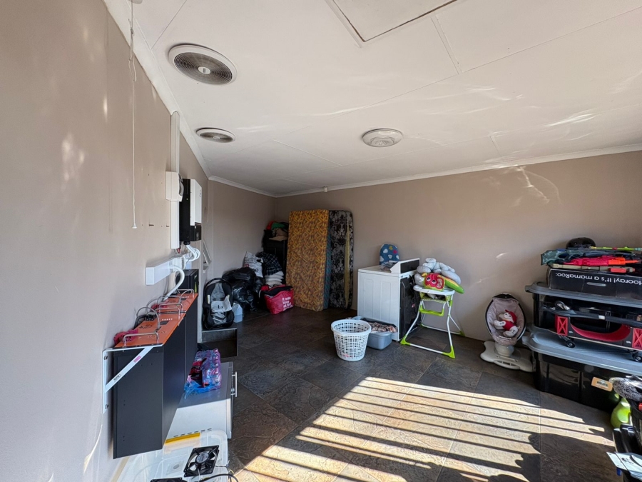 3 Bedroom Property for Sale in Krugersrus Gauteng