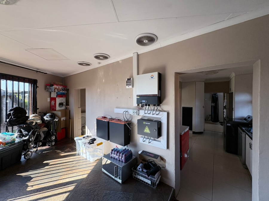 3 Bedroom Property for Sale in Krugersrus Gauteng
