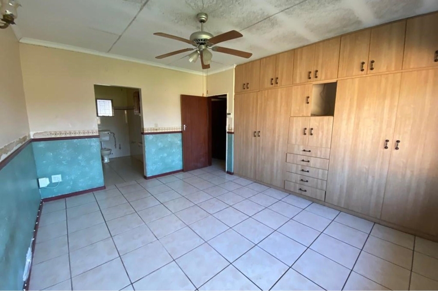 3 Bedroom Property for Sale in Riamar Park Gauteng