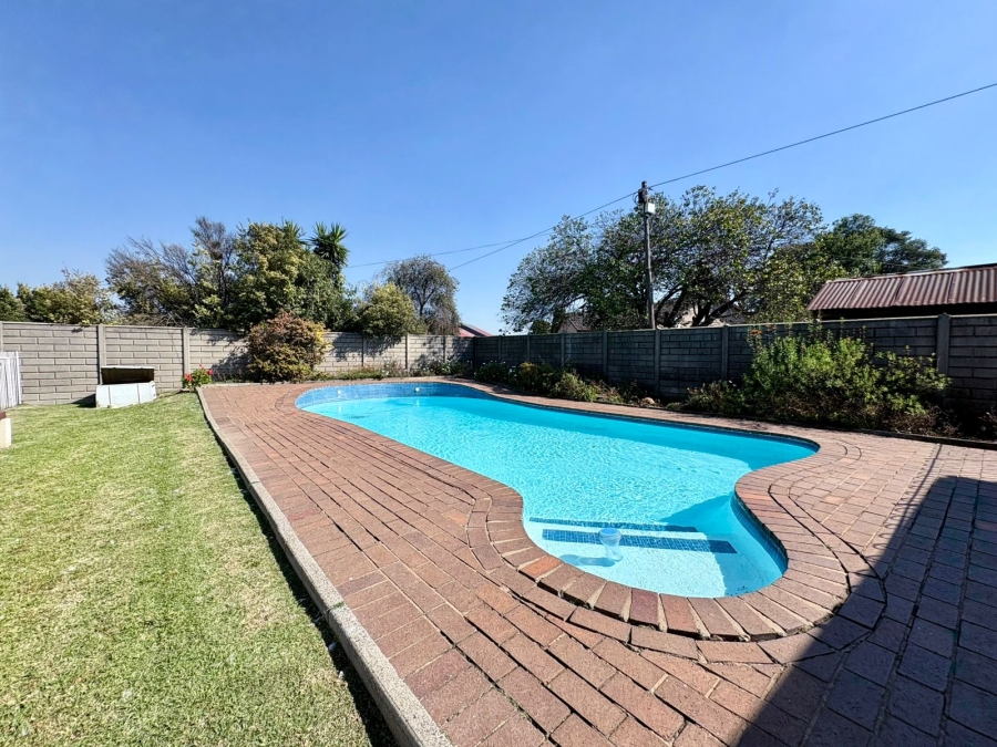 3 Bedroom Property for Sale in Brakpan North Gauteng