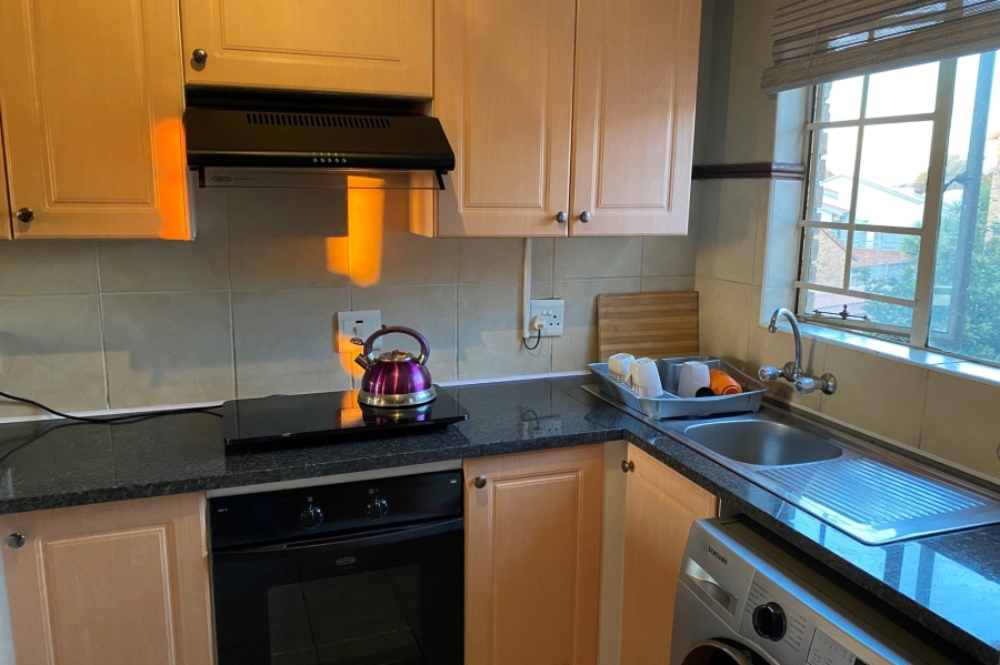 2 Bedroom Property for Sale in Die Hoewes Gauteng