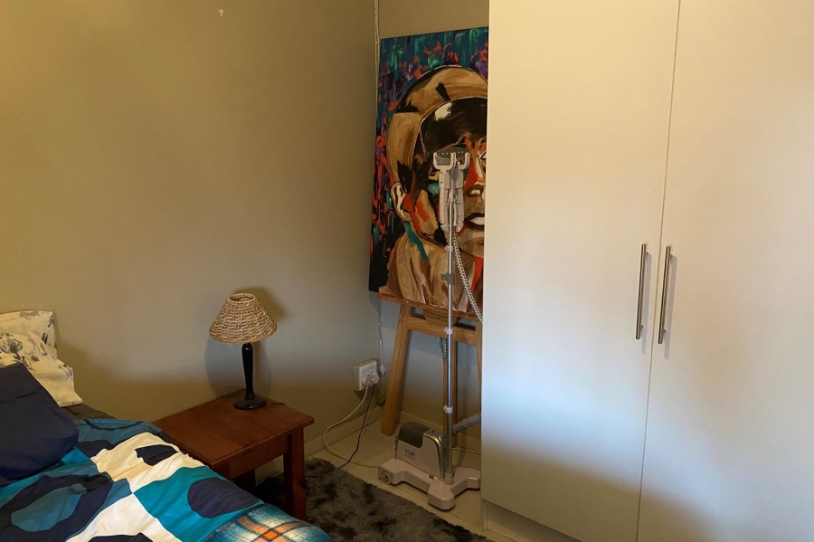 2 Bedroom Property for Sale in Die Hoewes Gauteng