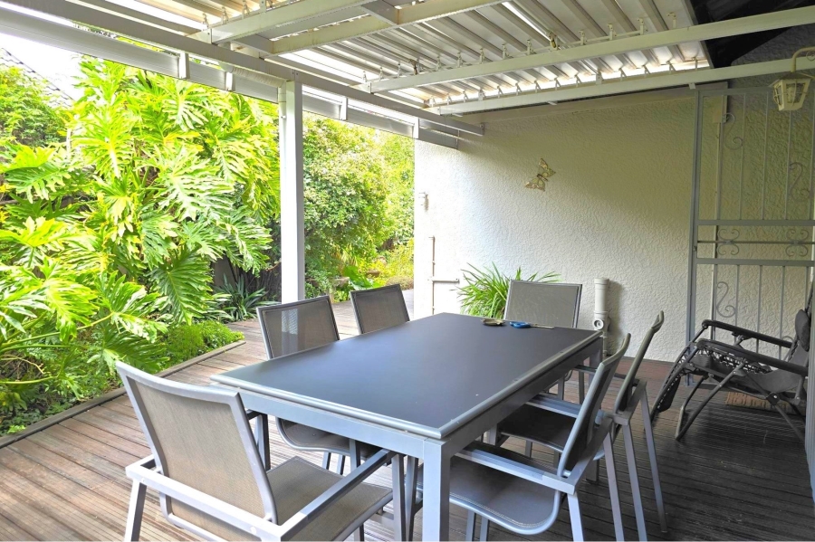 4 Bedroom Property for Sale in Glen Marais Gauteng