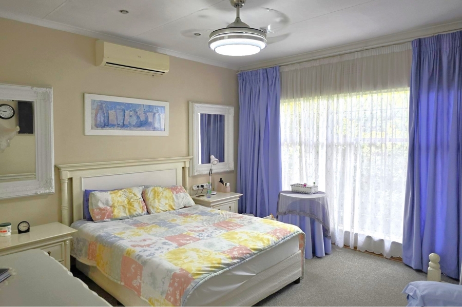 4 Bedroom Property for Sale in Glen Marais Gauteng