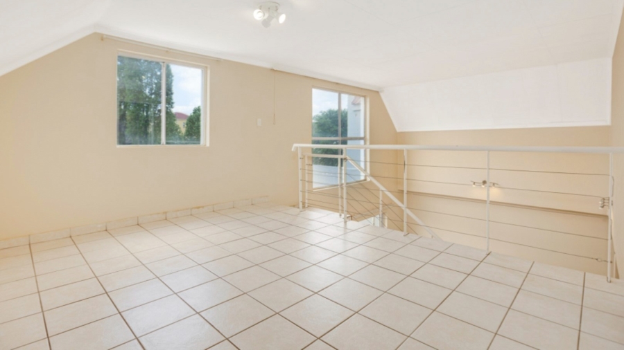 3 Bedroom Property for Sale in Halfway Gardens Gauteng