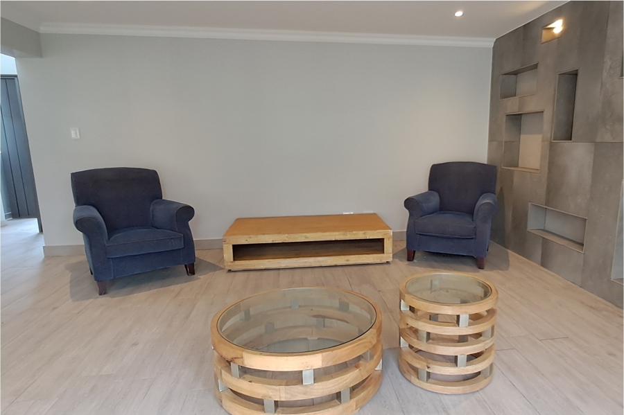 4 Bedroom Property for Sale in Woodhill Estate Gauteng