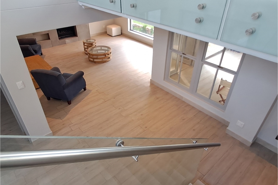 4 Bedroom Property for Sale in Woodhill Estate Gauteng