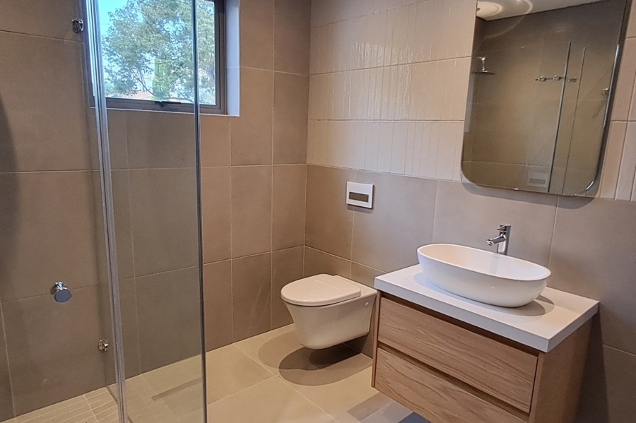 4 Bedroom Property for Sale in Woodhill Estate Gauteng