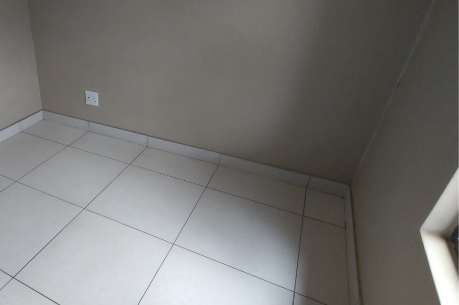3 Bedroom Property for Sale in Clayville Gauteng
