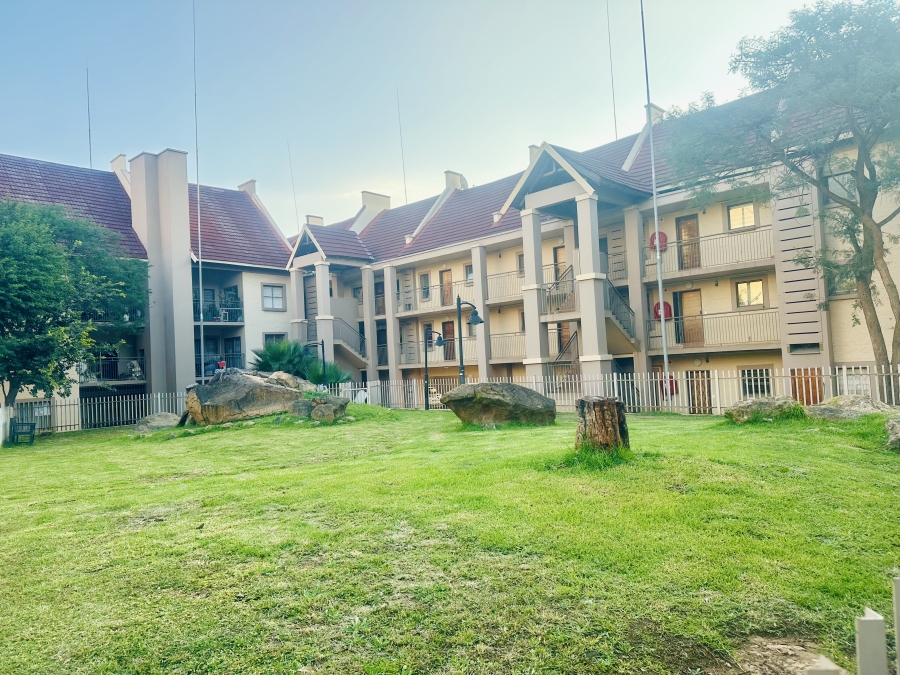 2 Bedroom Property for Sale in North Riding Gauteng