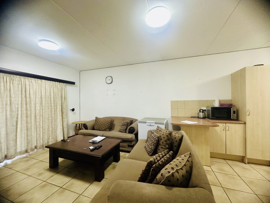 2 Bedroom Property for Sale in North Riding Gauteng